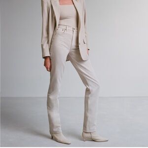 NWOT Abercrombie Ultra High Rise 90s straight jeans